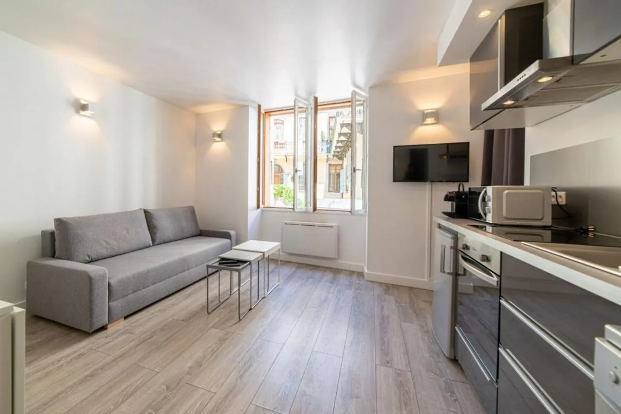 Apartment Rated 3 Stars In The Heart Of The Old Town Of Annecy