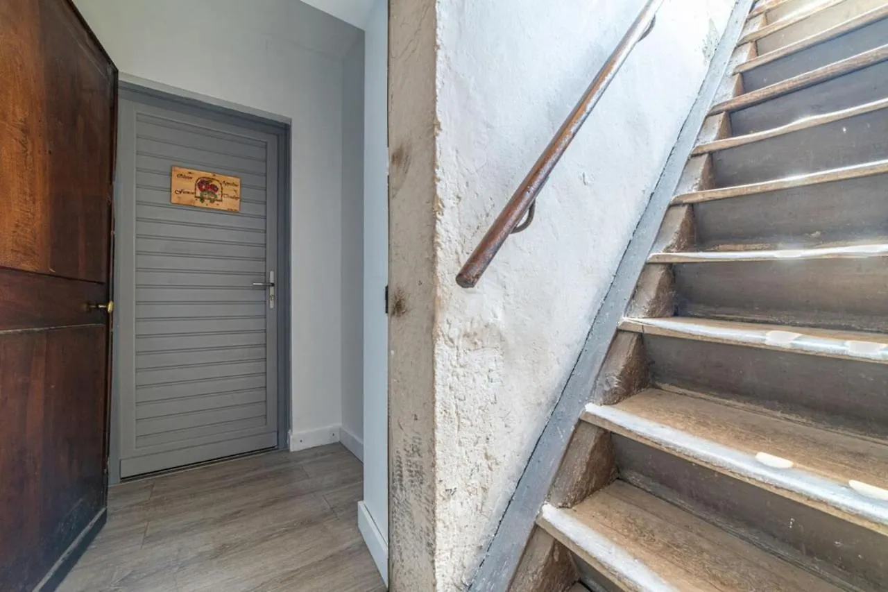 Apartment Rated 3 Stars In The Heart Of The Old Town Of Annecy
