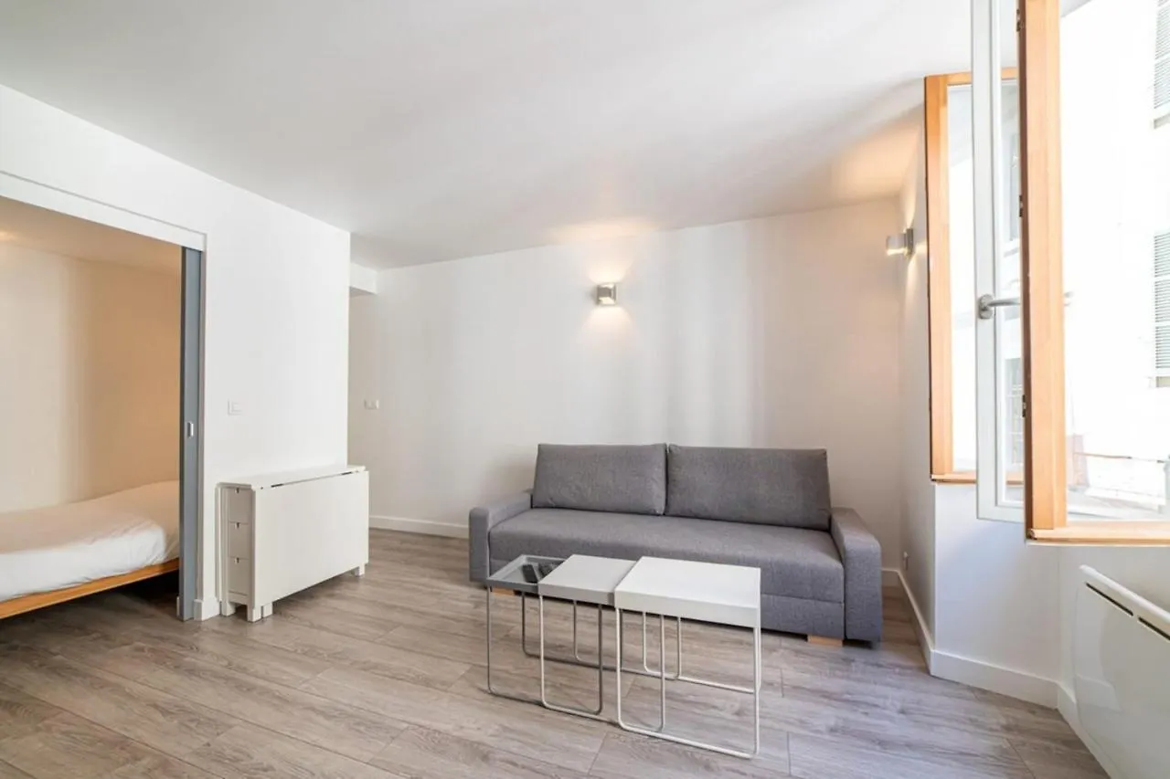 Apartment Rated 3 Stars In The Heart Of The Old Town Of Annecy